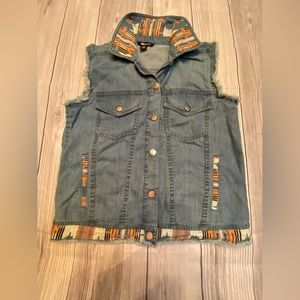 Main St Size Small Aztec Southwestern looking frayed fringe denim vest.
